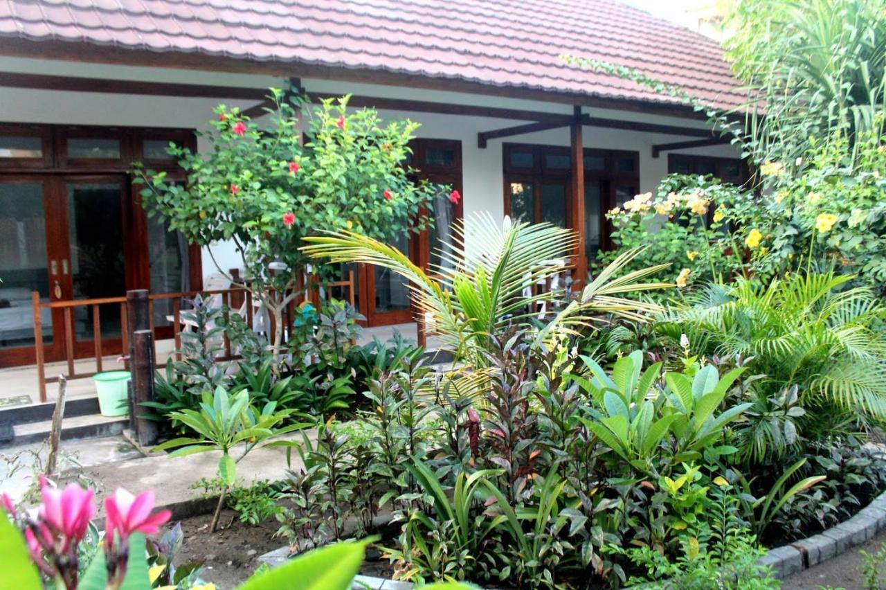Gili Smile Bungalow Gili Trawangan Eksteriør billede
