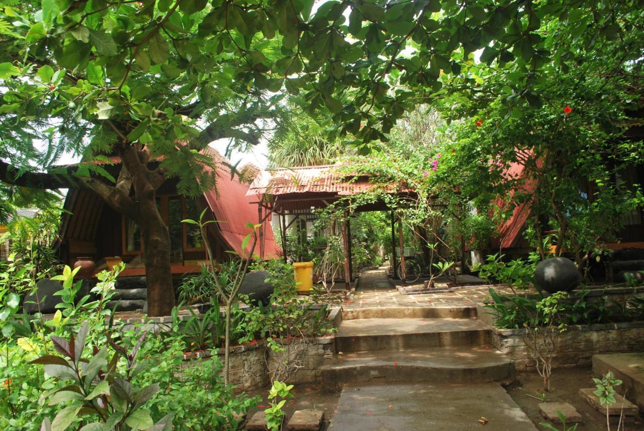 Gili Smile Bungalow Gili Trawangan Eksteriør billede