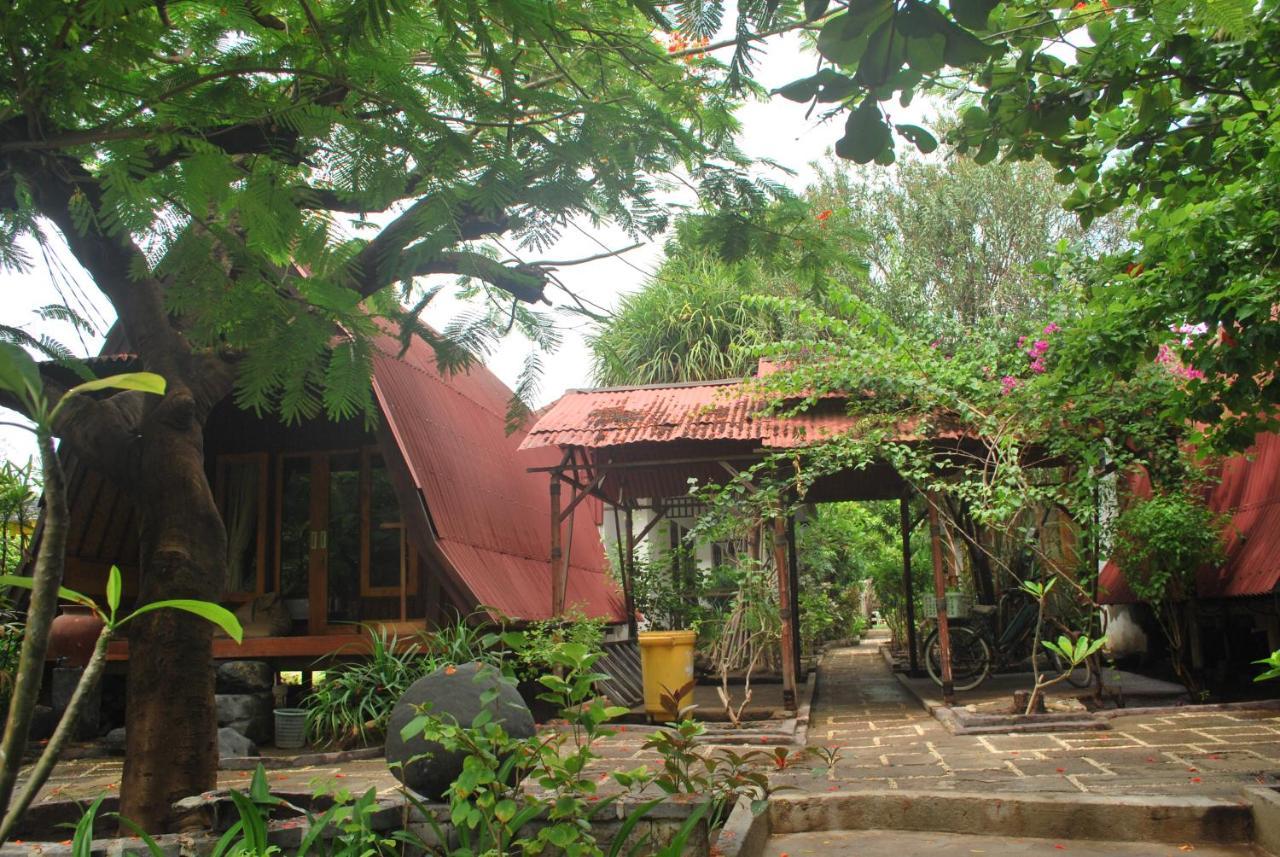 Gili Smile Bungalow Gili Trawangan Eksteriør billede